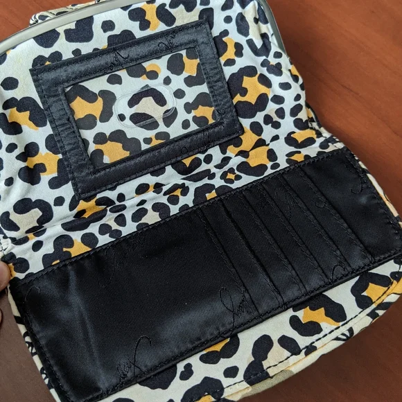 Vera Bradley wallet purse floral print - Picture 9 of 12